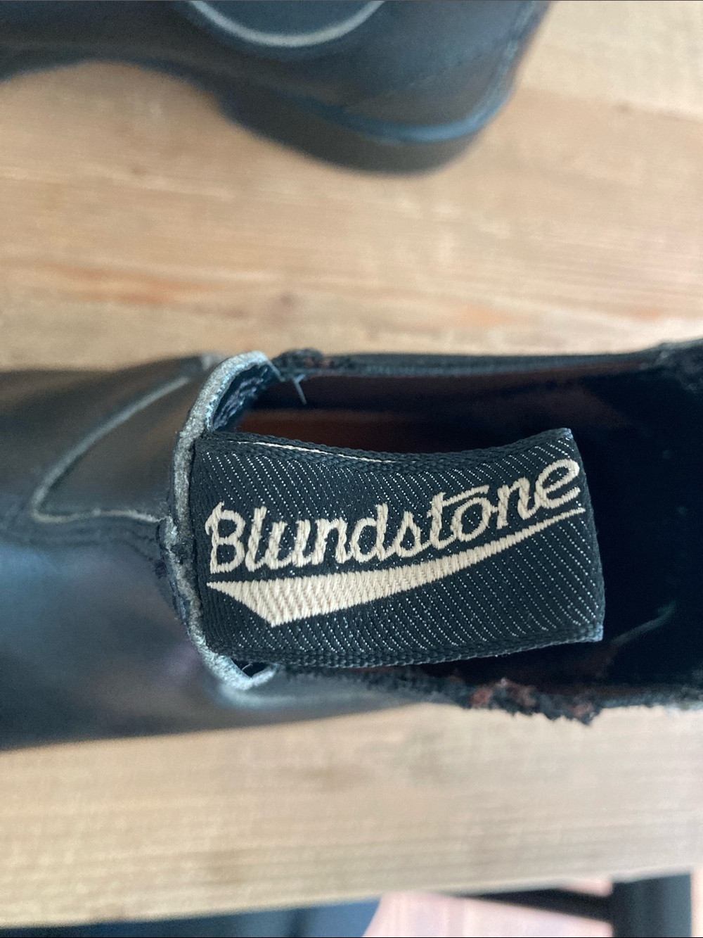 Blundstone Matte Black Chelsea Boots - size 9.5 - Picture 2 of 8